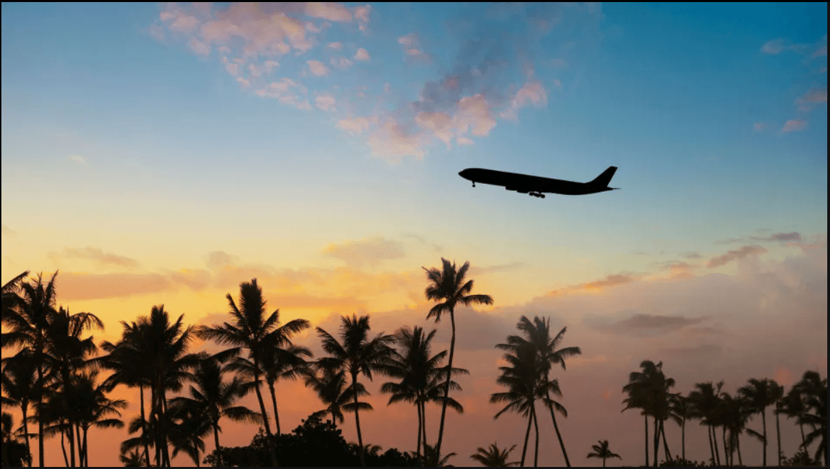 how to reach mandrem beach from mopa airport