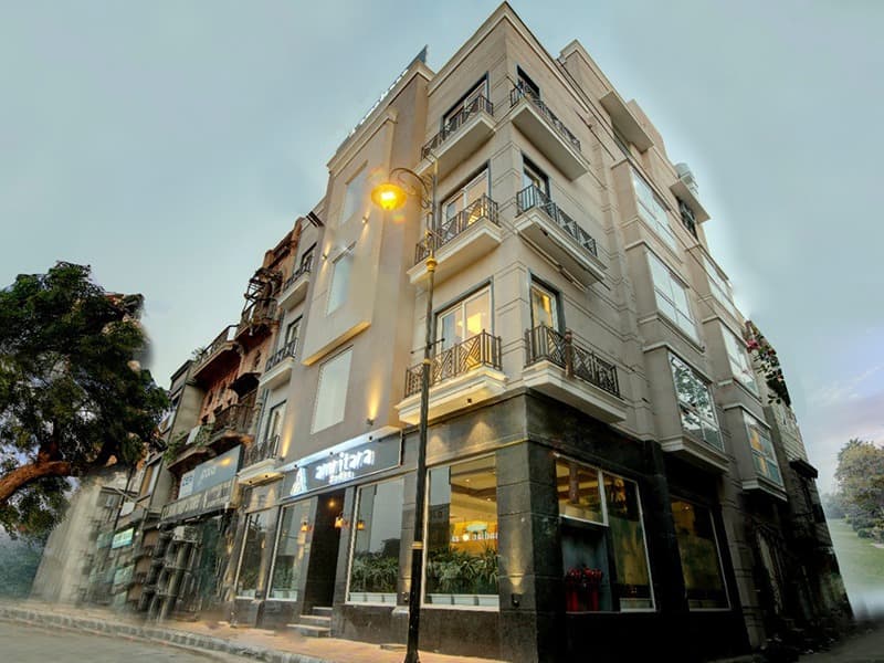 best hotels in amritsar near golden temple